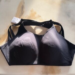 Lululemon Athletica AirSupport Sports Bra